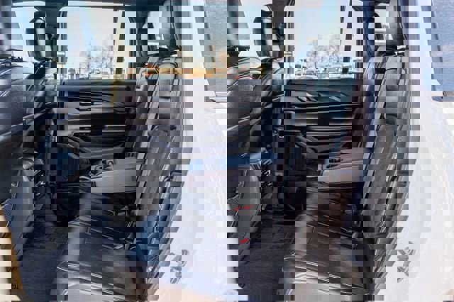 Used 2023 Jeep Grand Cherokee Altitude image 8