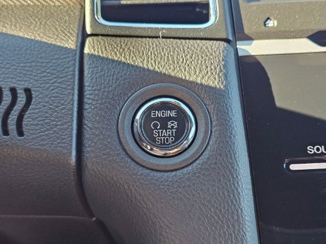 Used 2015 Ford Taurus SHO w/ Equipment Group 401A AWD/4WD image 30