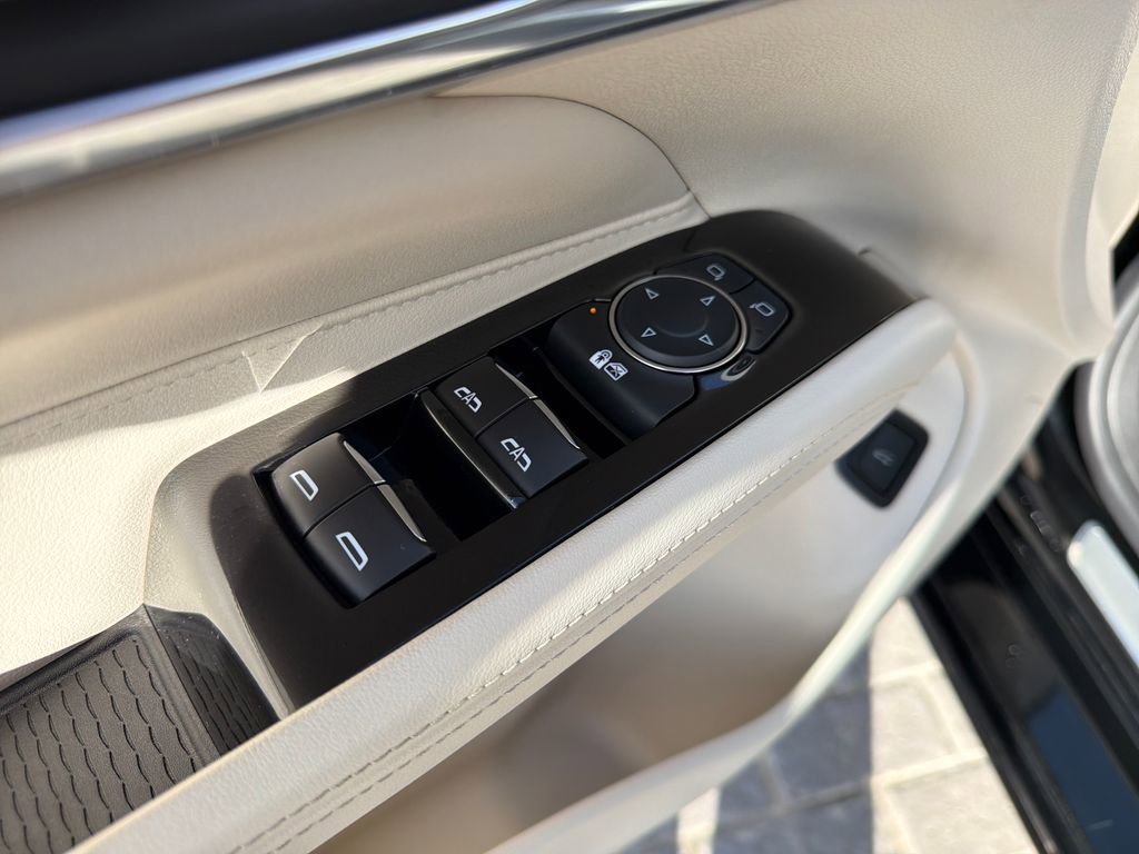 Used 2023 Cadillac CT4 Premium Luxury w/ Technology Package image 11