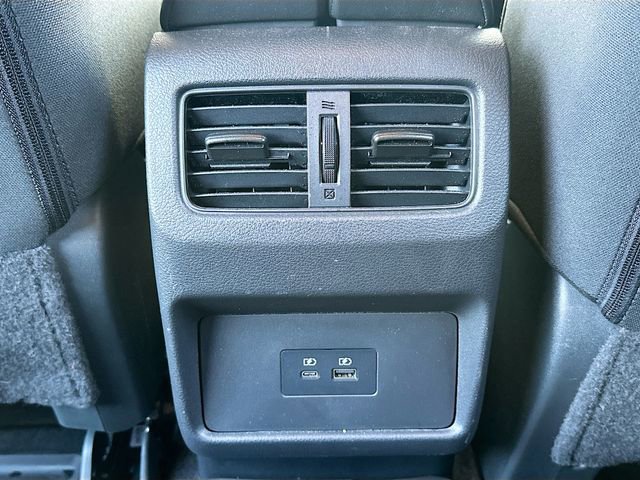 Used 2023 Nissan Rogue SV AWD/4WD image 24