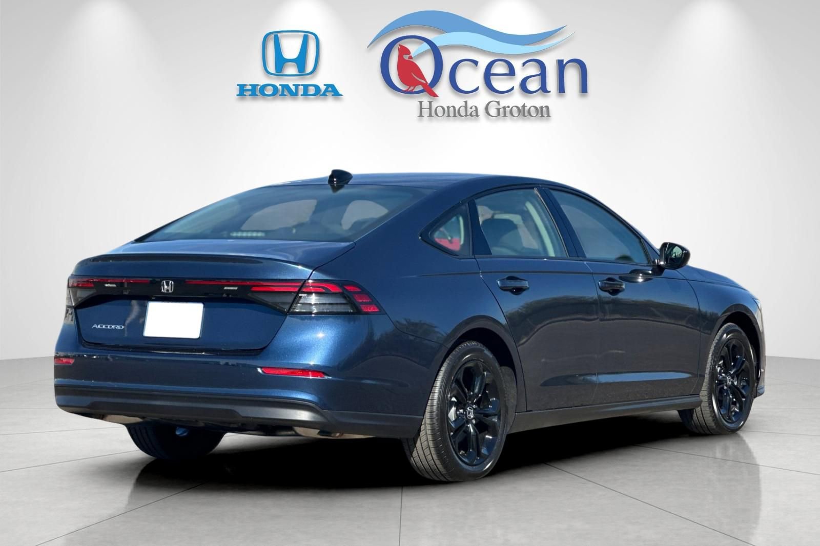 Used 2025 Honda Accord SE image 5