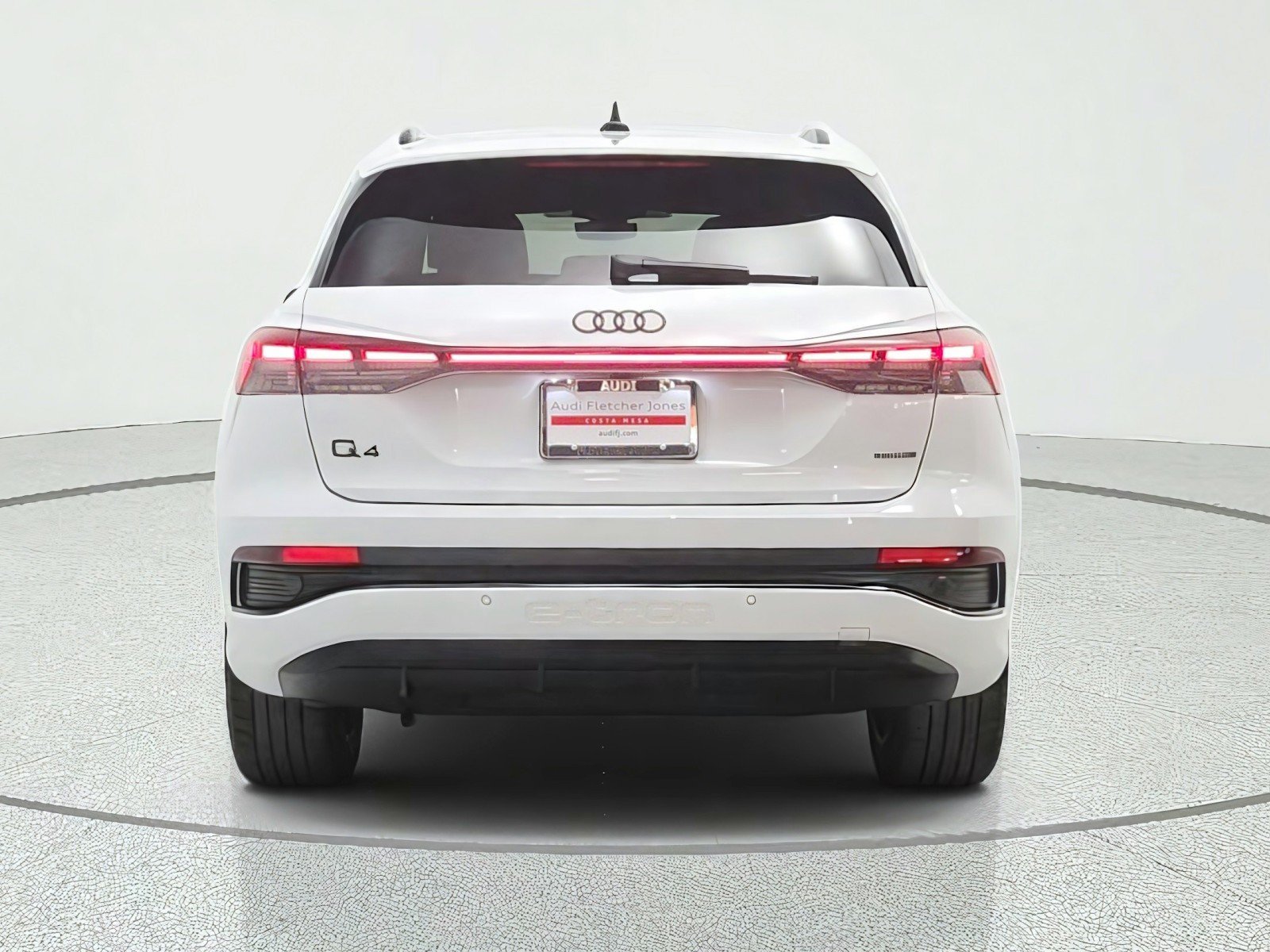 Used 2023 Audi Q4 e-tron Premium Plus w/ Premium Plus AWD/4WD image 7
