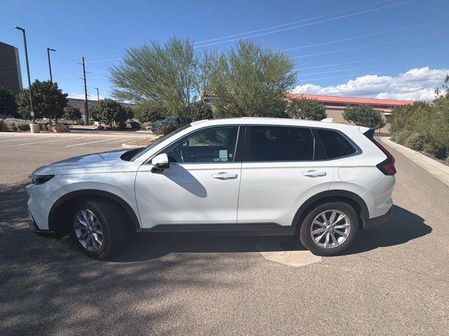 Used 2024 Honda CR-V EX-L image 3