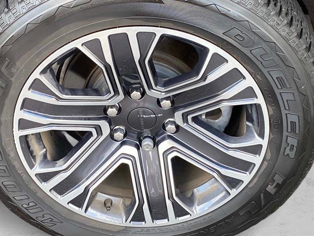 Used 2024 Jeep Wagoneer 4WD w/ Premium Group I image 31