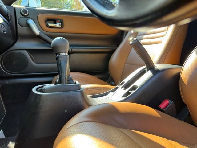 Used 2003 Toyota MR2 RWD image 29
