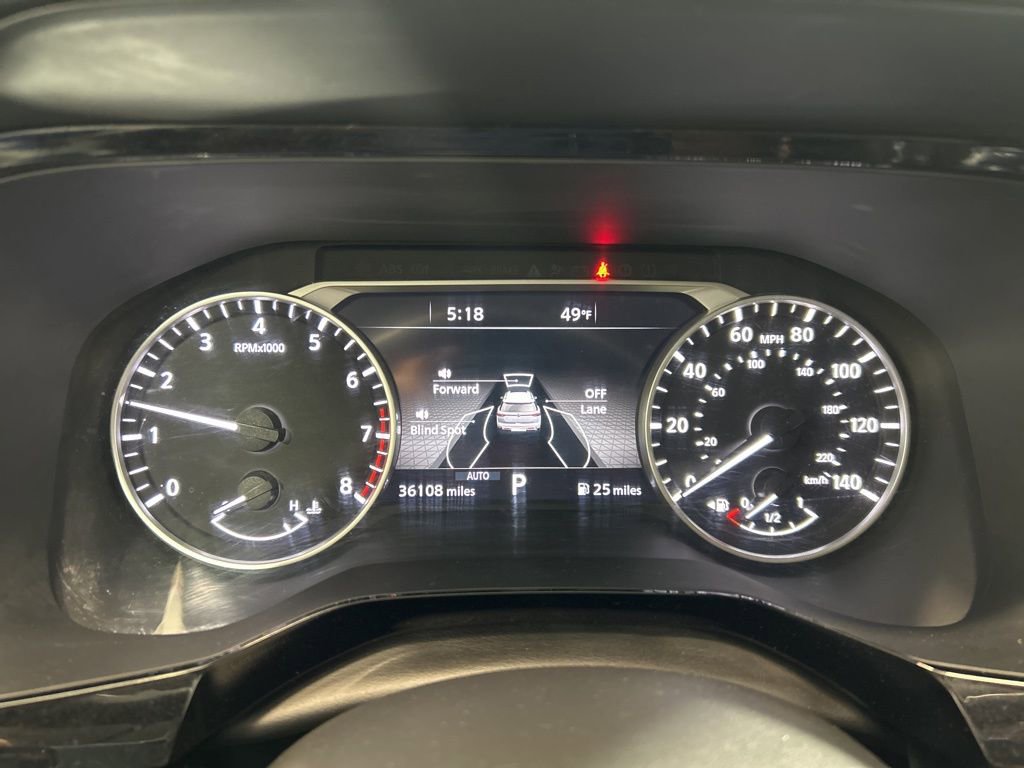 Used 2023 Nissan Pathfinder SL image 32