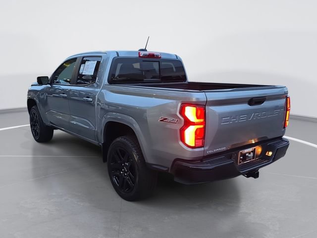 Used 2024 Chevrolet Colorado Z71 w/ Z71 Convenience Package 2 image 5