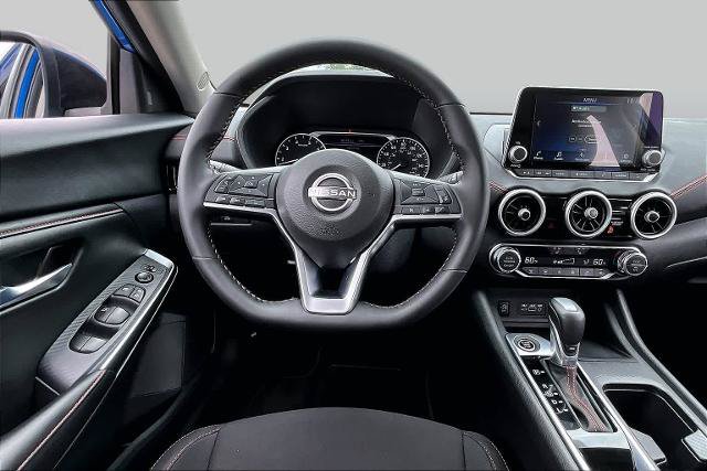 Certified 2025 Nissan Sentra SR FWD image 6