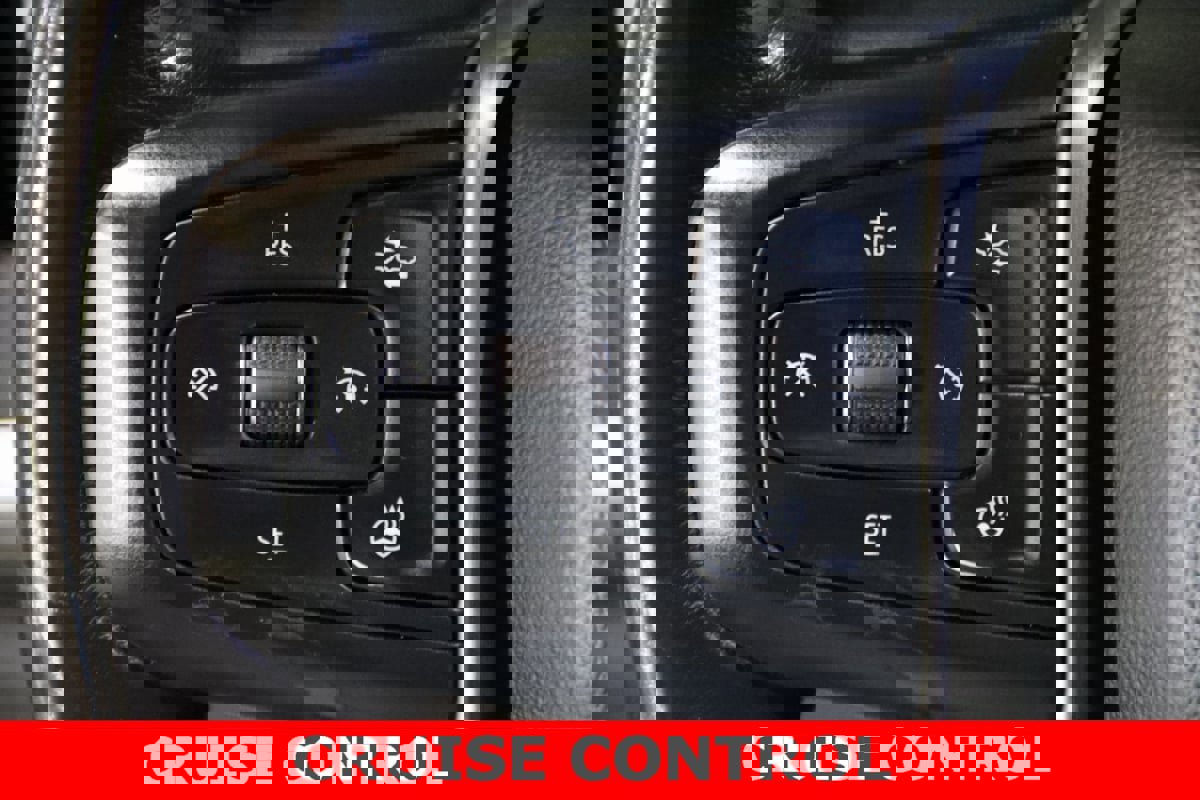 Used 2022 GMC Sierra 3500 Denali w/ Denali Ultimate Package image 25