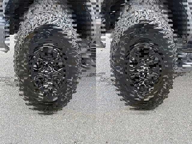 Used 2024 Ford Bronco Wildtrak image 25