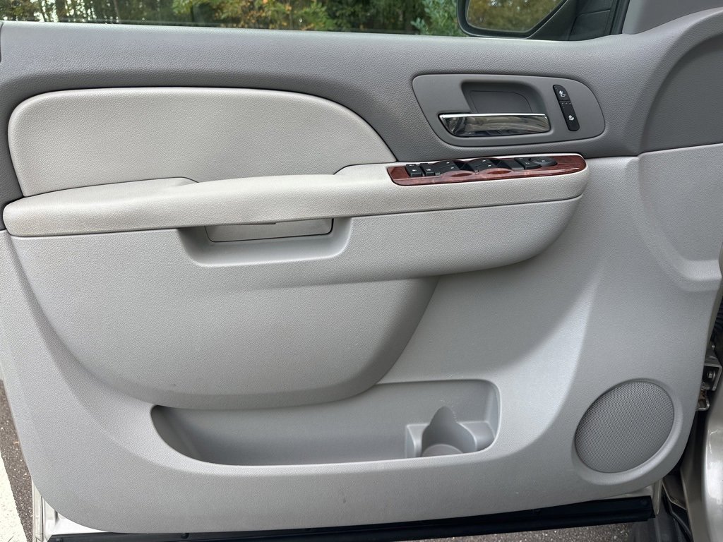 Used 2013 GMC Yukon SLT image 23