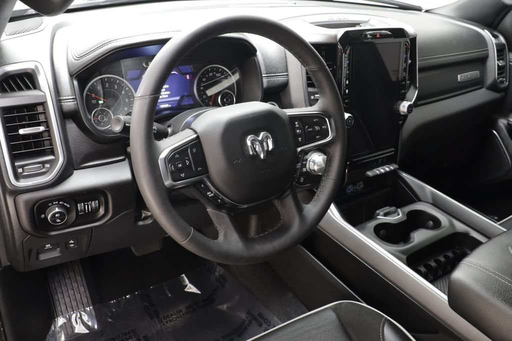 Used 2025 RAM 1500 Laramie w/ Sport Appearance Package AWD/4WD image 7