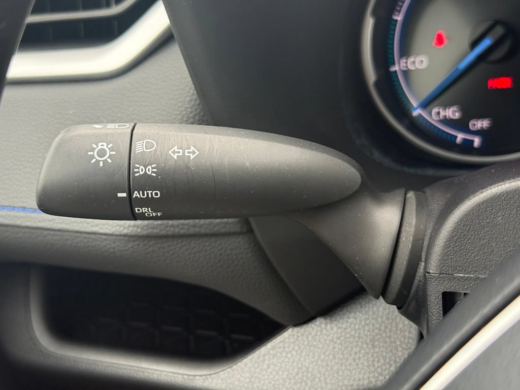 Certified 2025 Toyota RAV4 SE AWD/4WD image 17