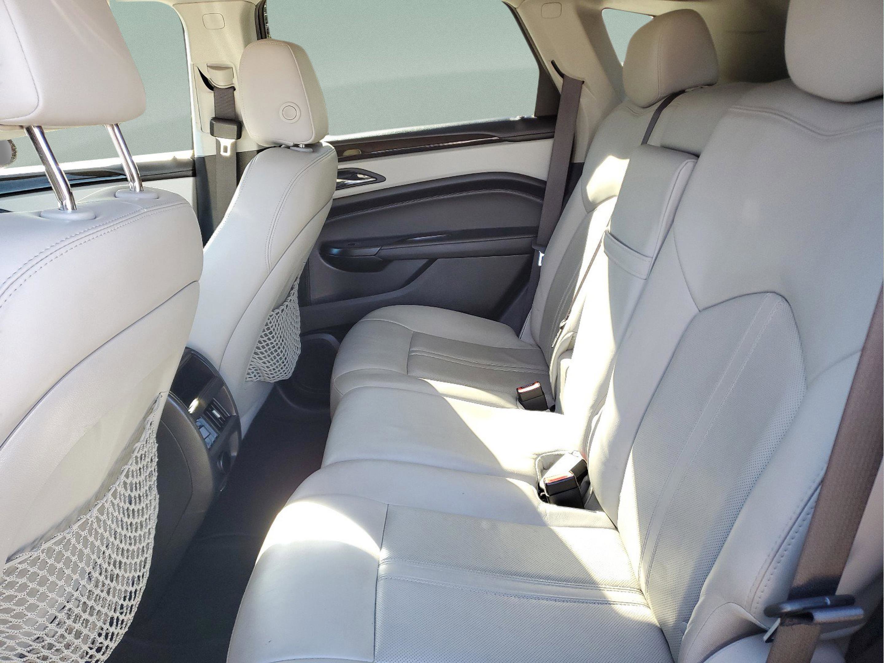 Used 2016 Cadillac SRX Performance w/ Driver Awareness Package image 7