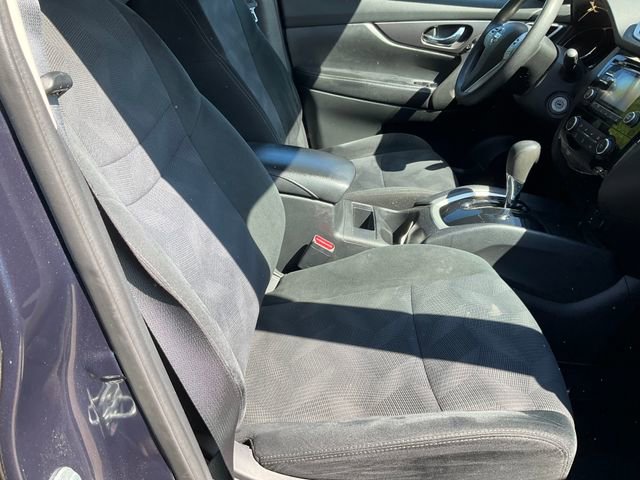 Used 2016 Nissan Rogue S image 9