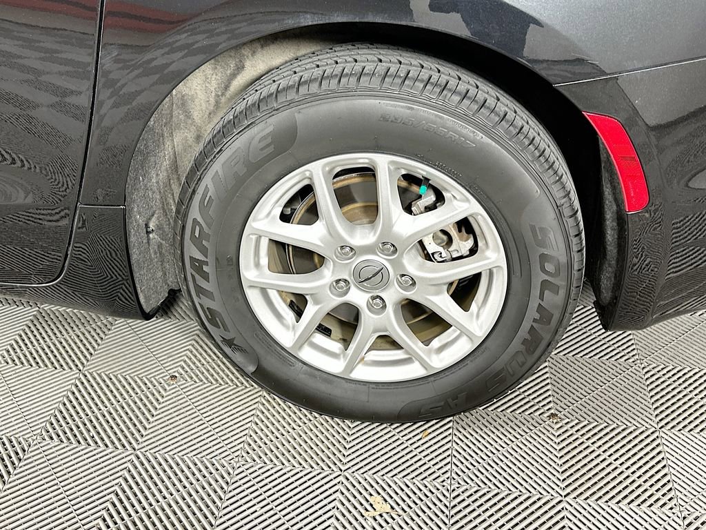 Certified 2023 Chrysler Pacifica Touring-L image 42