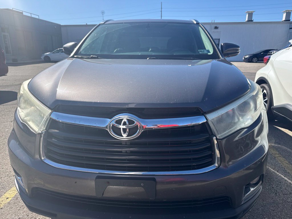 Used 2016 Toyota Highlander Limited AWD/4WD image 11