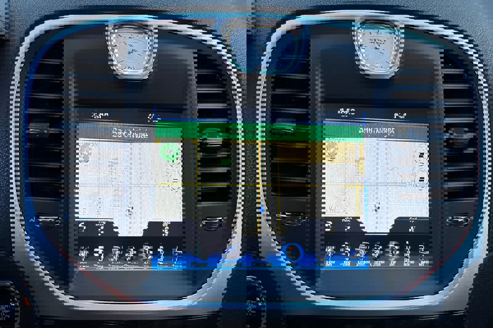 Used 2014 Chrysler 300 C image 20