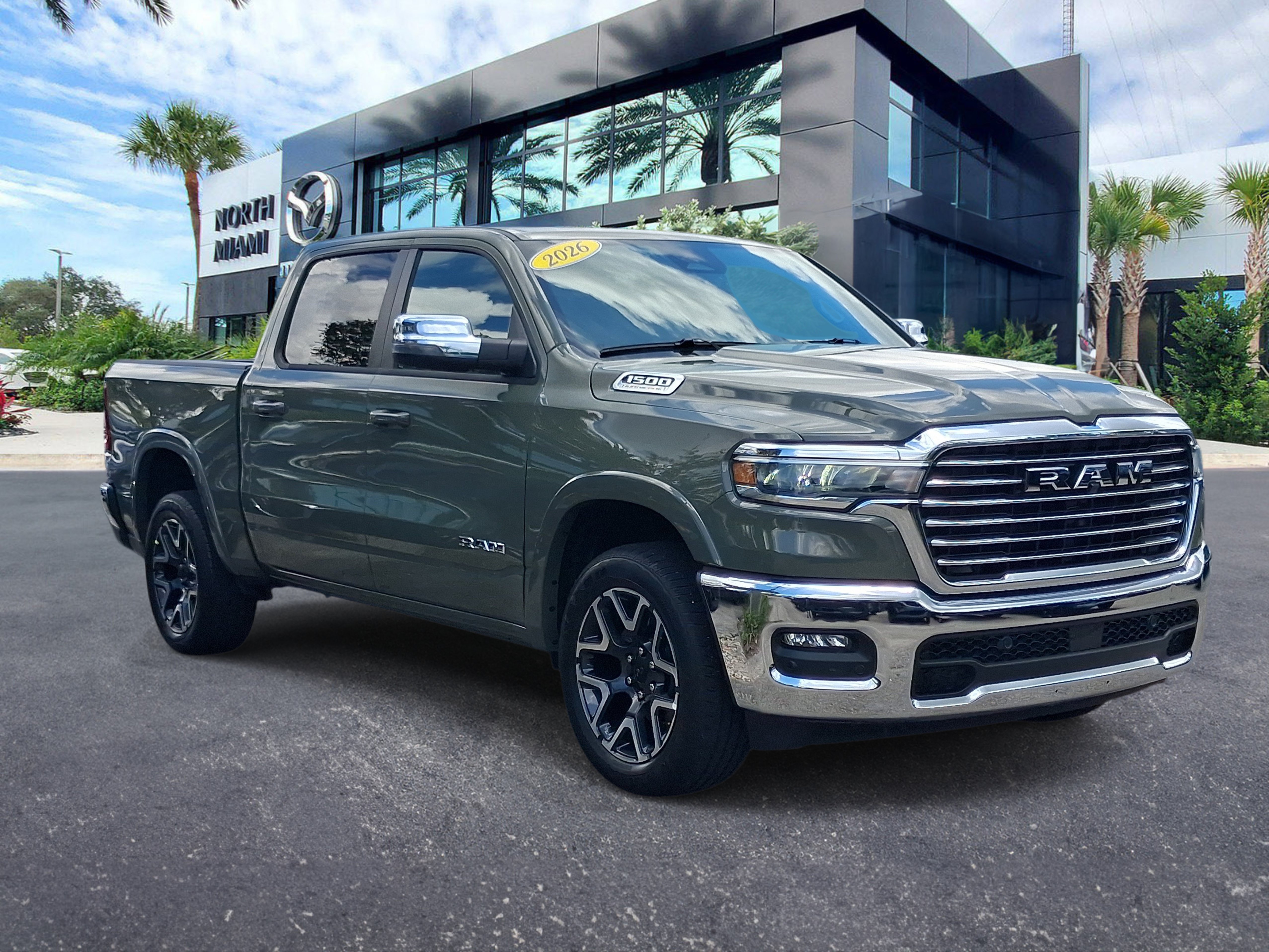 Used 2026 RAM 1500 Laramie AWD/4WD image 3