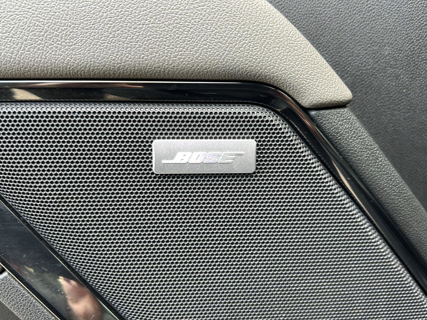 Used 2023 Chevrolet Silverado 1500 ZR2 image 12