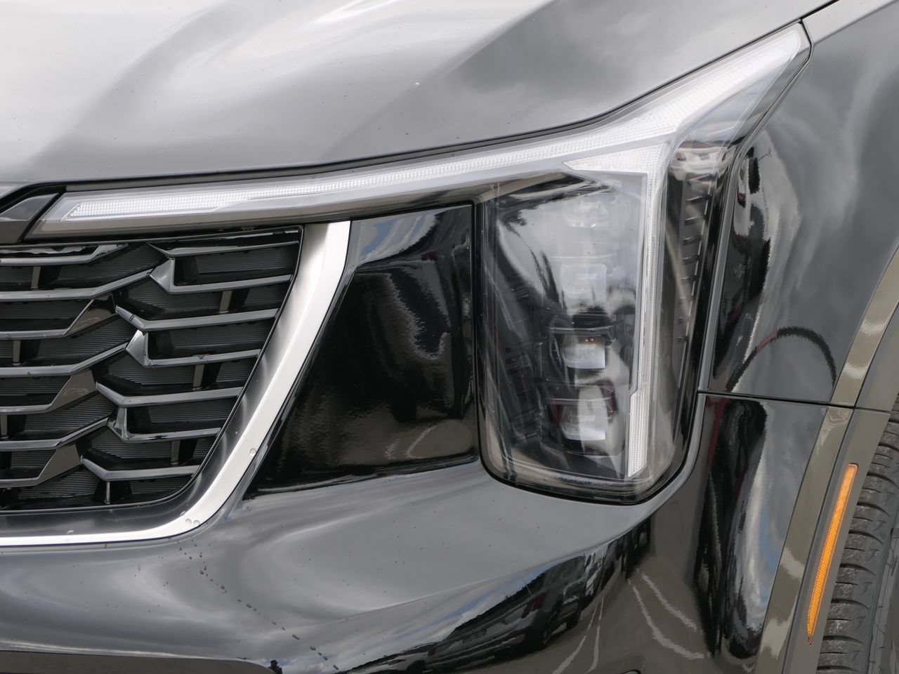 New 2026 Kia Sorento S FWD image 8