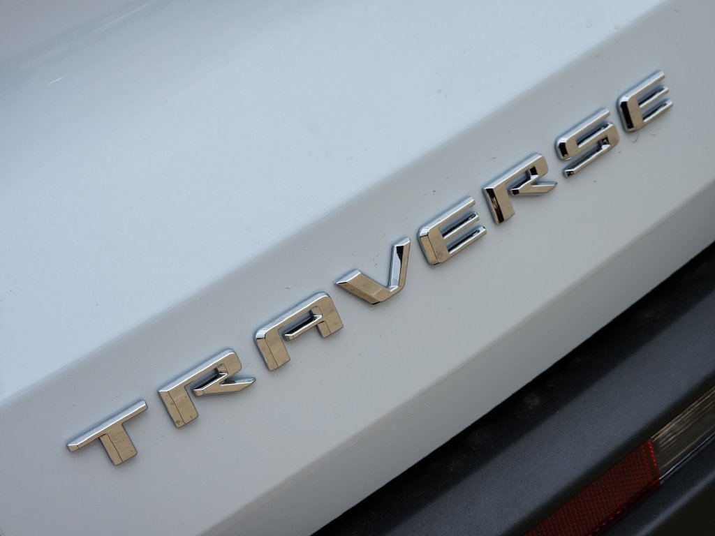 New 2026 Chevrolet Traverse LT w/ Driver Confidence Package FWD image 7