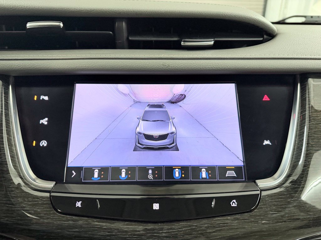 Used 2020 Cadillac XT6 Premium Luxury FWD image 22