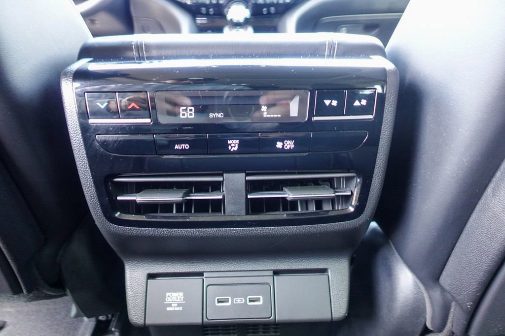 Used 2023 Acura MDX SH-AWD w/ Technology Package image 27