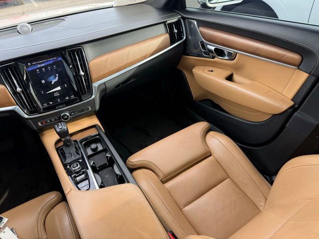Used 2018 Volvo S90 T6 Inscription w/ Convenience Package image 10