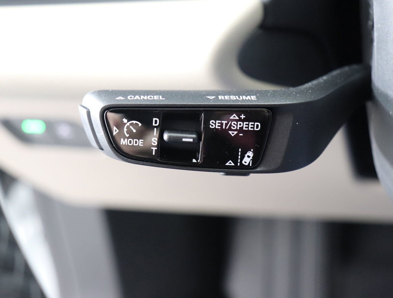 Used 2025 Porsche Macan 4S Electric image 38