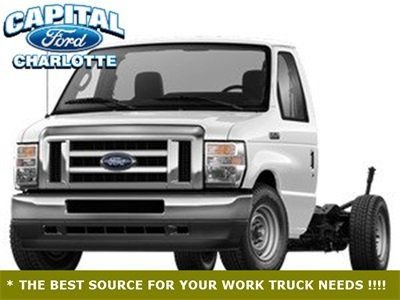 New 2025 Ford E-350 and Econoline 350 Super Duty RWD image 1