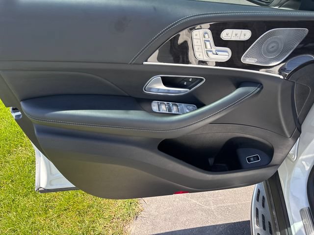 Used 2023 Mercedes-Benz GLS 63 AMG 4MATIC image 11