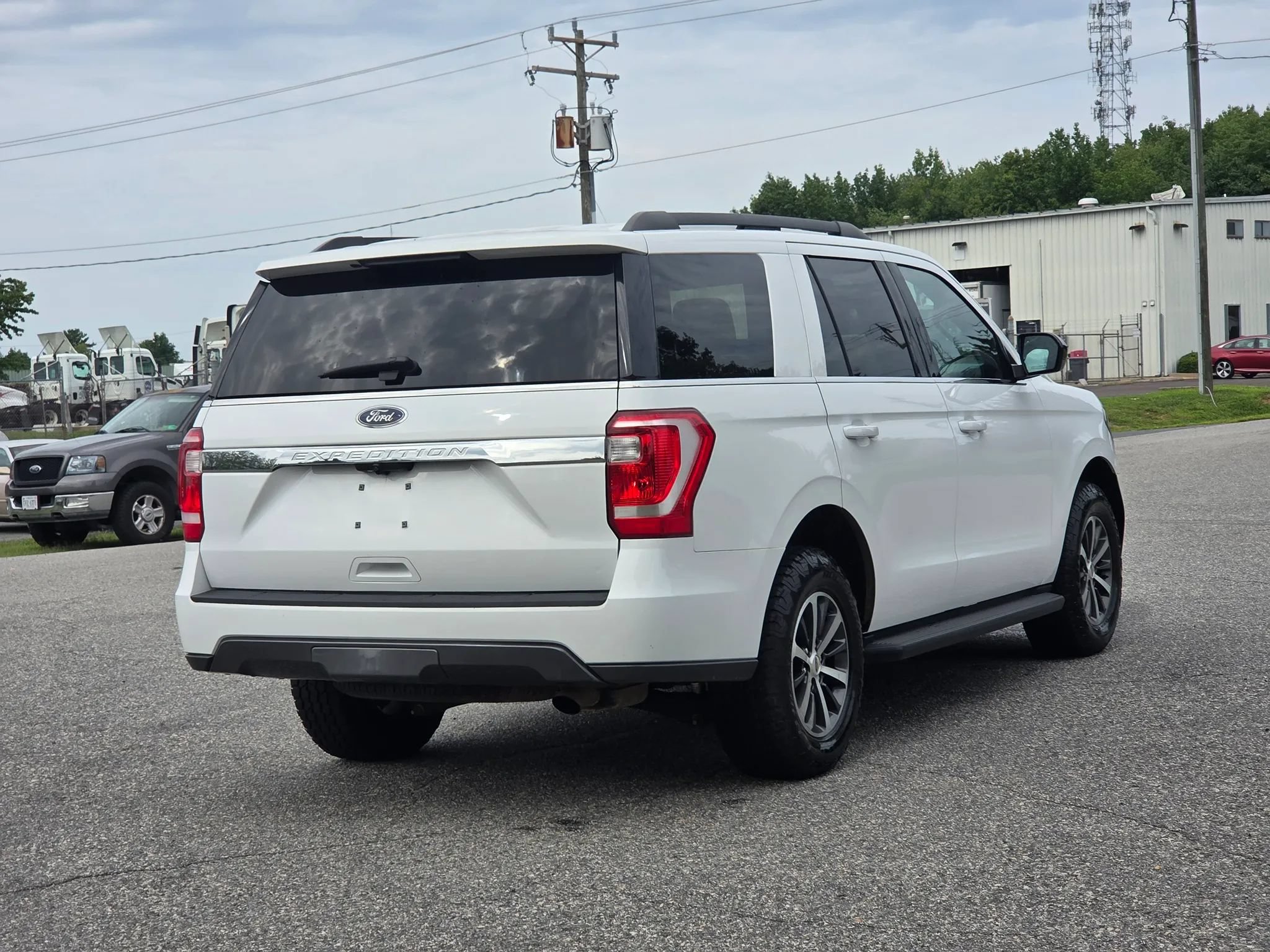 Used 2021 Ford Expedition XL AWD/4WD image 13