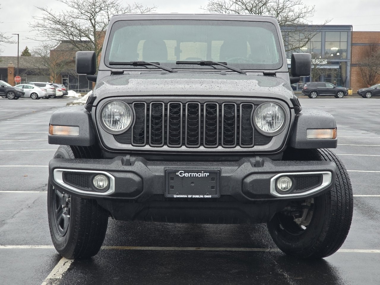 Used 2024 Jeep Gladiator Sport image 13