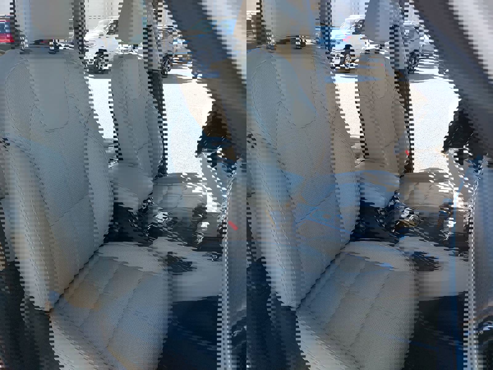 Used 2022 Kia Telluride EX w/ EX Premium Package image 10