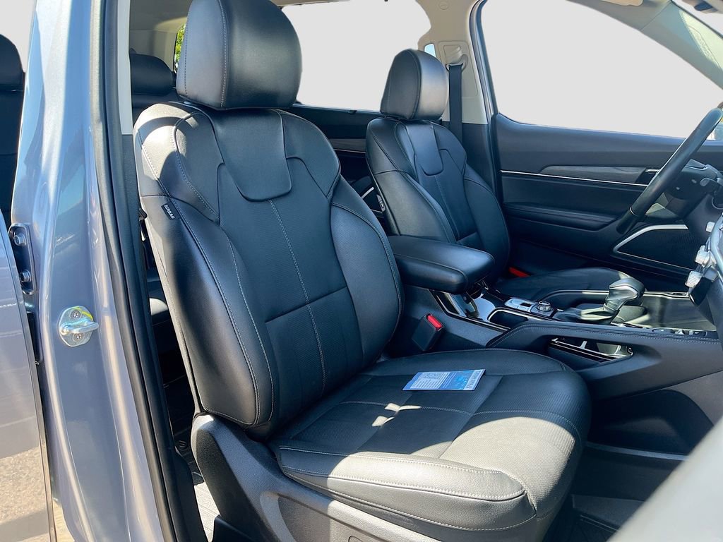 Used 2022 Kia Telluride EX image 30