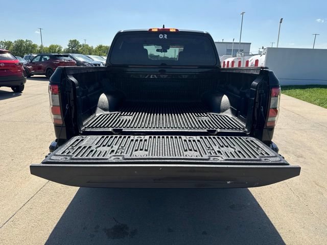 Used 2022 Nissan Frontier S w/ Technology Package AWD/4WD image 9