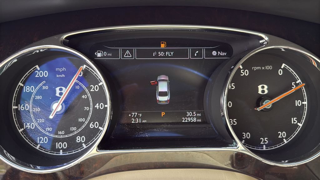 Used 2013 Bentley Mulsanne RWD image 40