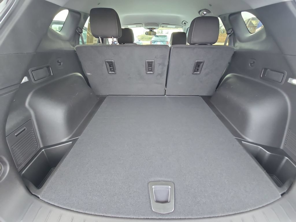 Used 2024 Chevrolet Blazer LT w/ Convenience Package FWD image 31