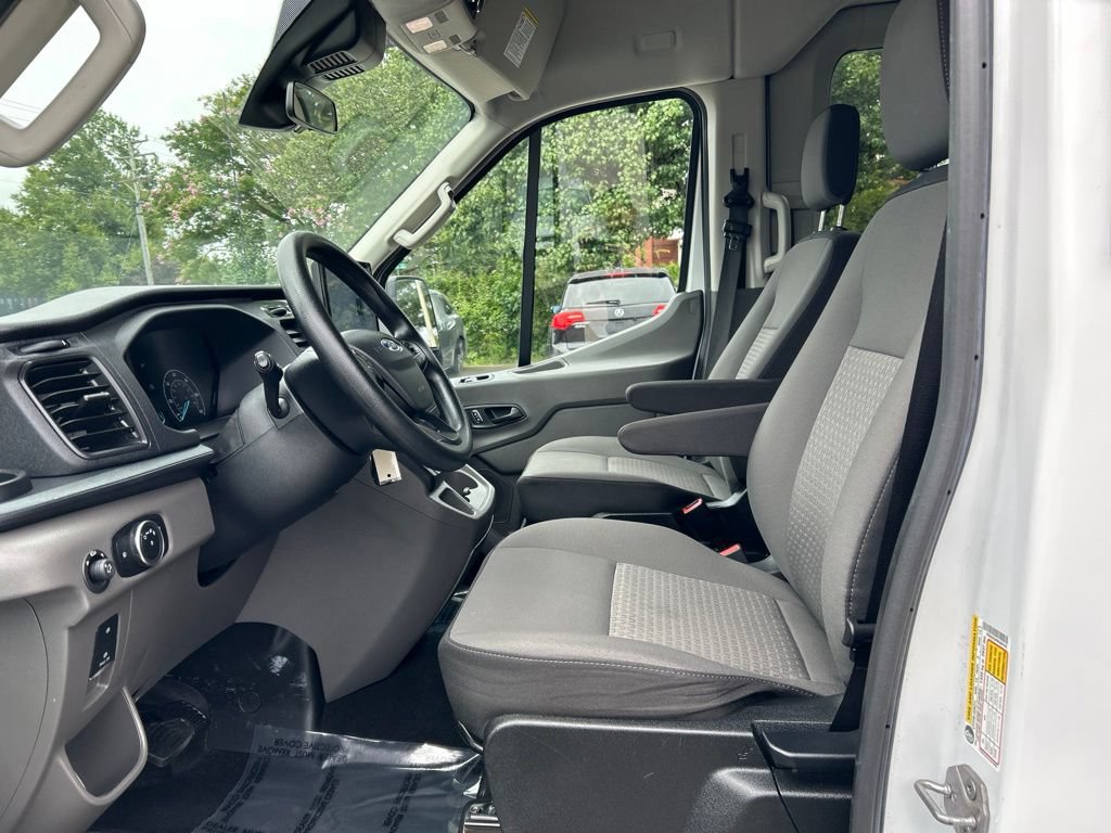 Used 2024 Ford Transit 350 XLT RWD image 18
