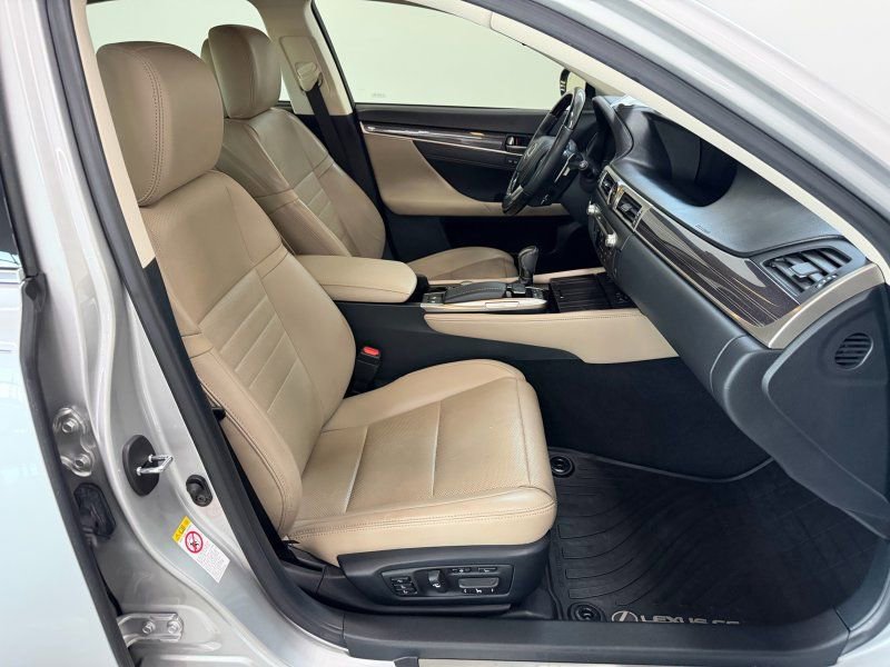 Used 2016 Lexus GS 350 w/ Luxury Package image 19