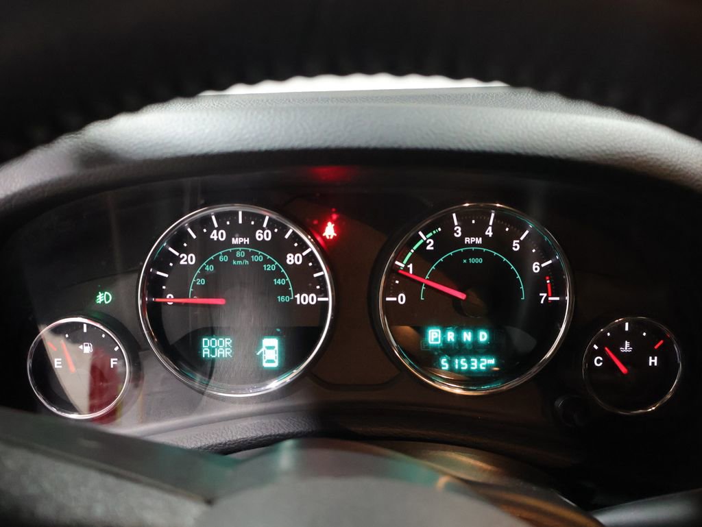 Used 2017 Jeep Wrangler Unlimited Sahara w/ Connectivity Group image 36