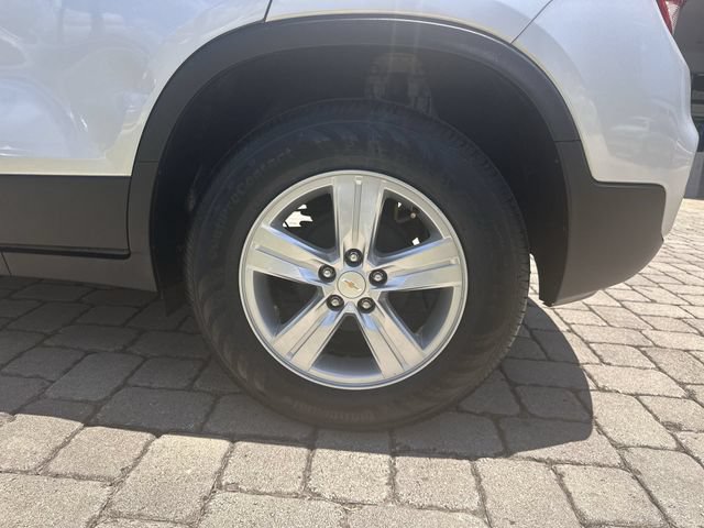 Used 2022 Chevrolet Trax LT w/ LT Convenience Package FWD image 11