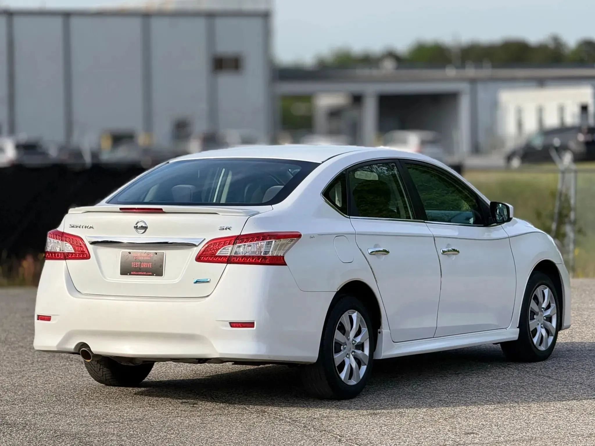 Used 2014 Nissan Sentra SR FWD image 7