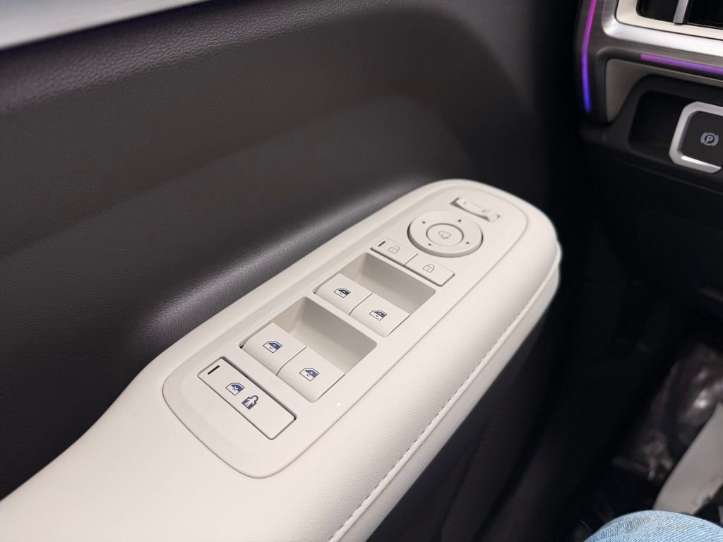 Used 2024 Hyundai Santa Fe Calligraphy image 28