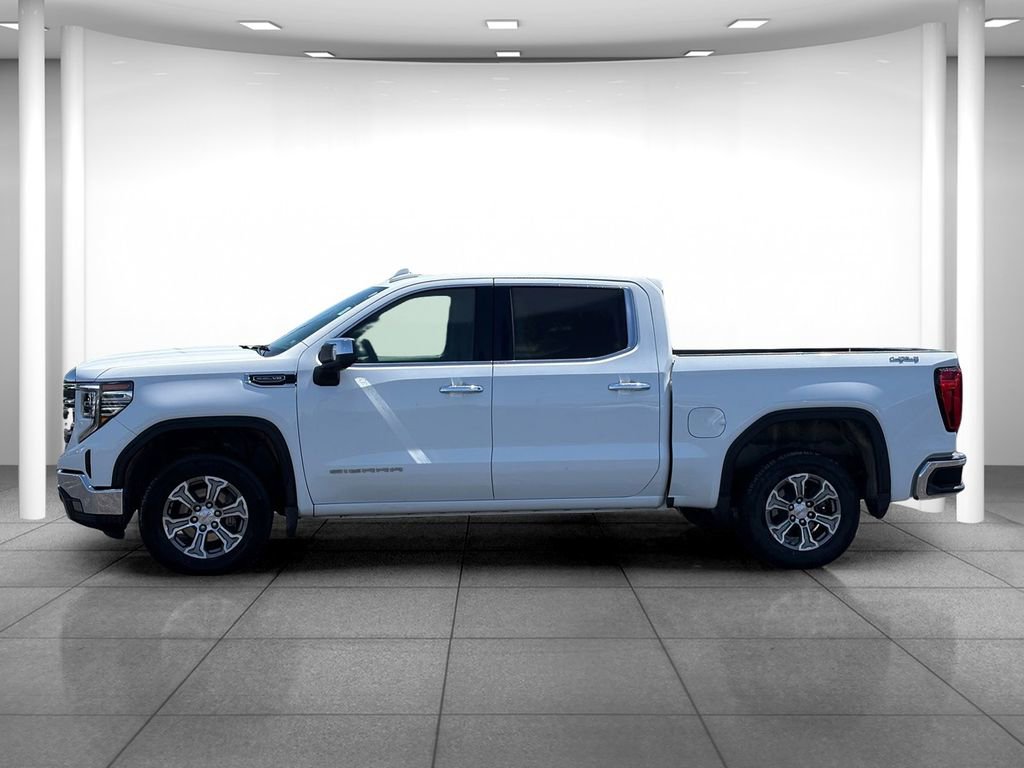 Used 2025 GMC Sierra 1500 SLT AWD/4WD image 4