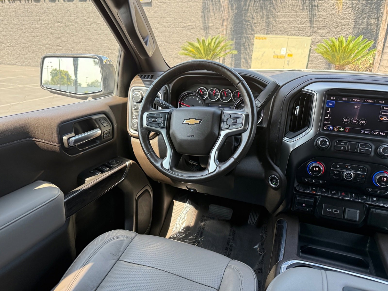 Used 2020 Chevrolet Silverado 1500 LTZ w/ LTZ Plus Package image 21