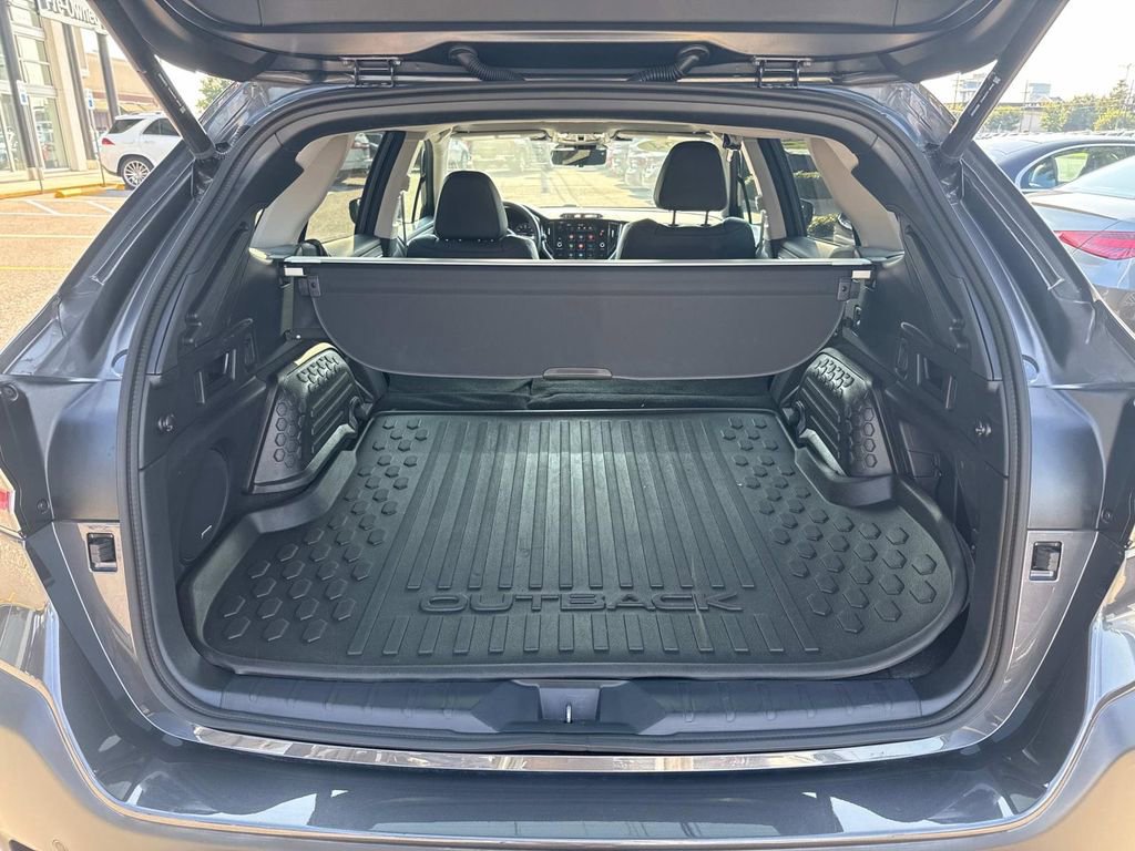 Used 2024 Subaru Outback Touring XT image 8