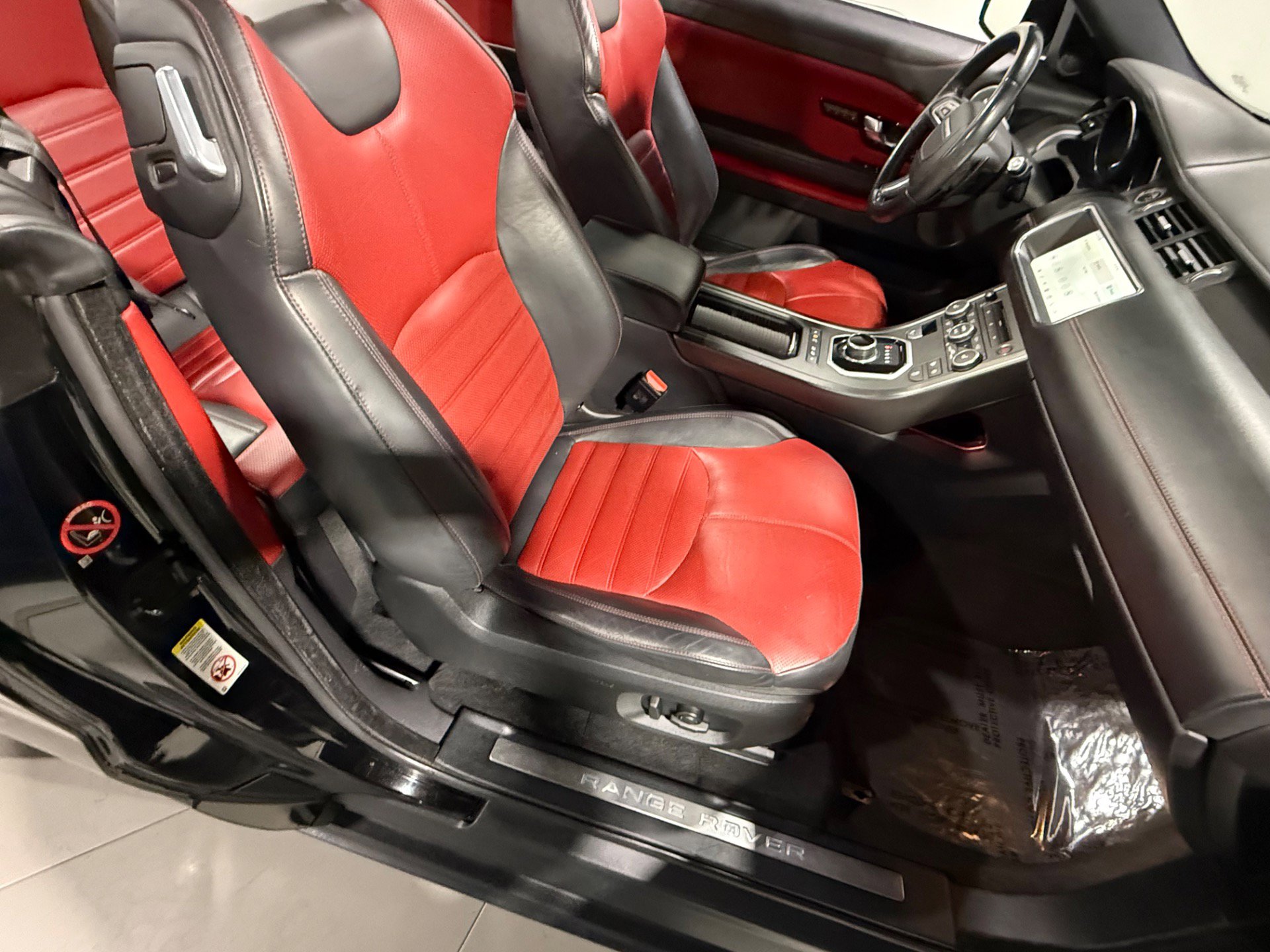 Used 2018 Land Rover Range Rover Evoque HSE Dynamic image 45