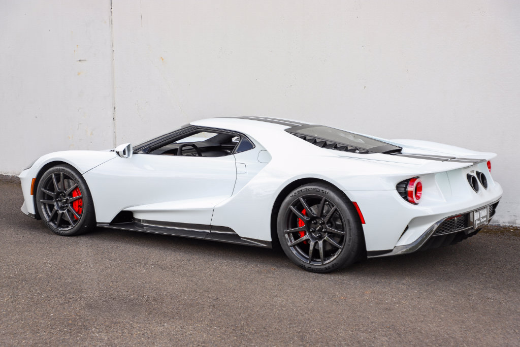 Used 2017 Ford GT RWD image 15